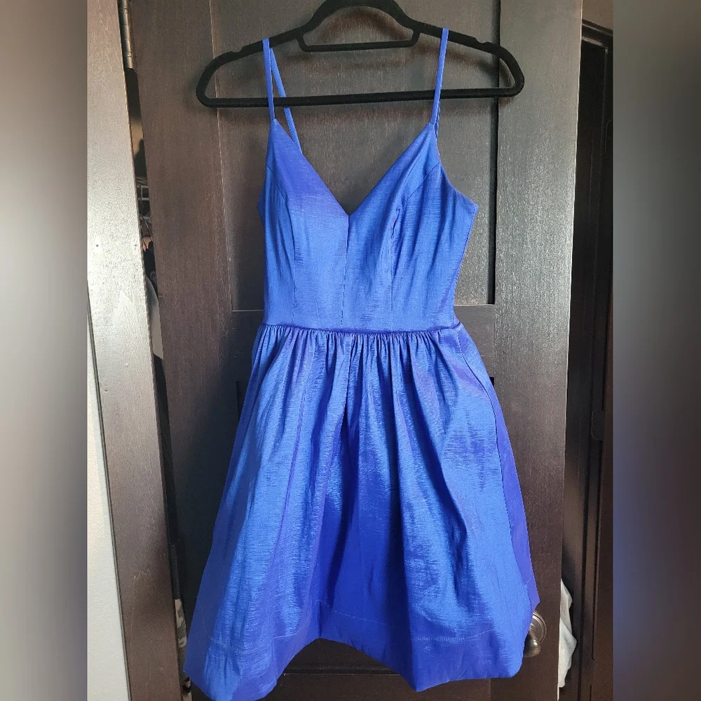 Dress - Picture 1 of 2